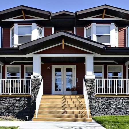 YYC Novel Bed And Breakfast מראה חיצוני תמונה