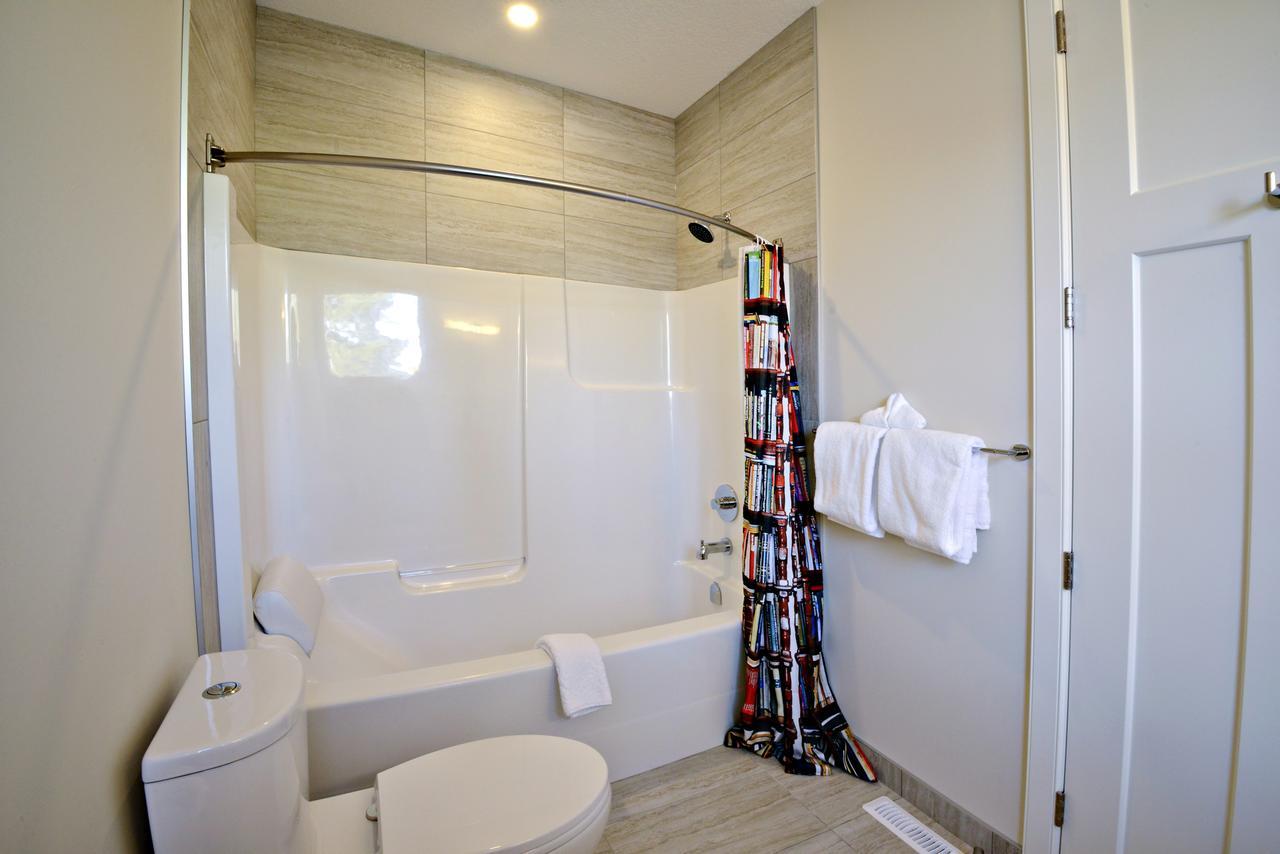 YYC Novel Bed And Breakfast מראה חיצוני תמונה